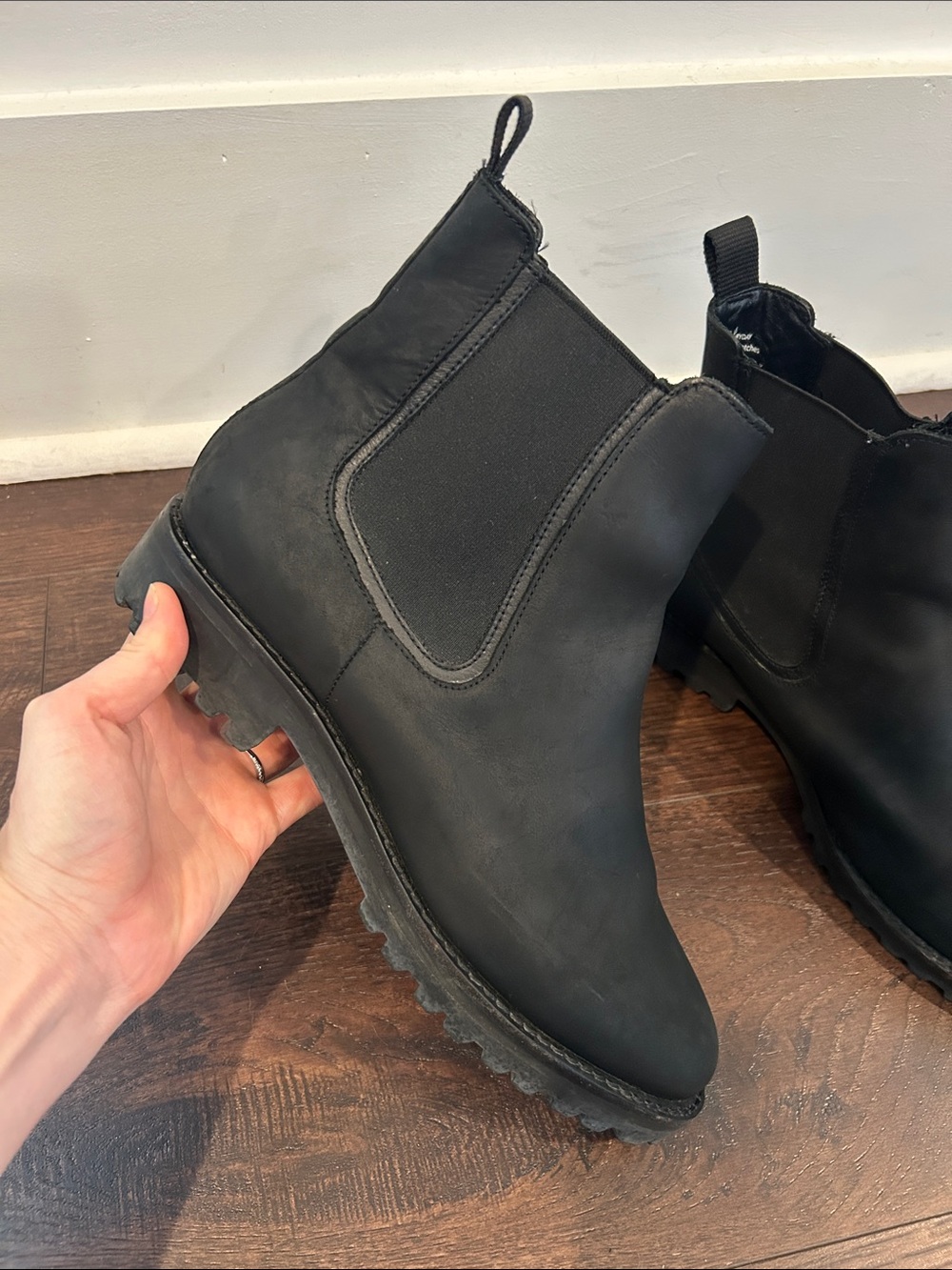 Thursday Legend Chelsea boot - Picture 4 of 8